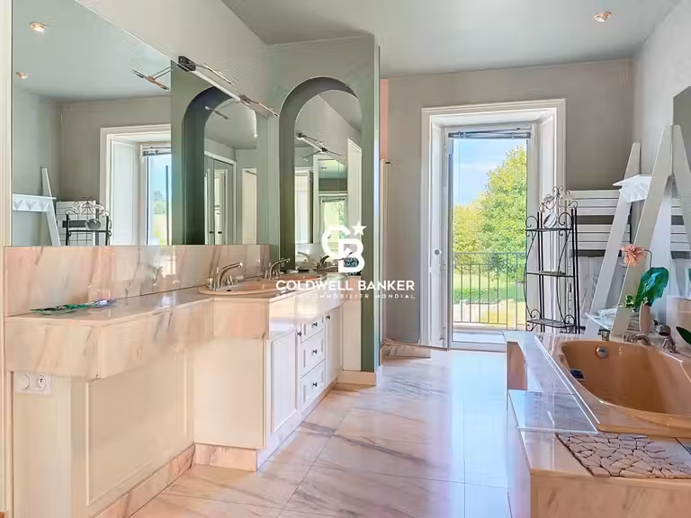 Maison Les Herbiers - 7 chambres - 520m²