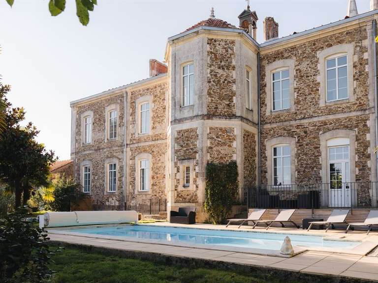 Maison Les Herbiers - 14 chambres - 620m²