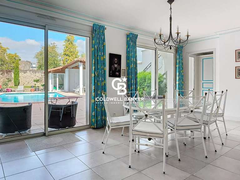 Maison Les Herbiers - 7 chambres - 520m²