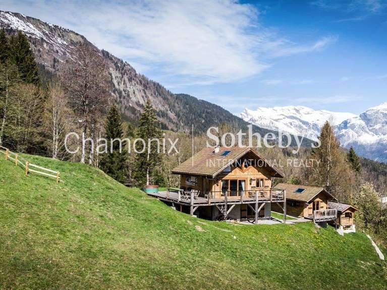 Chalet Les Houches - 5 bedrooms - 152m²