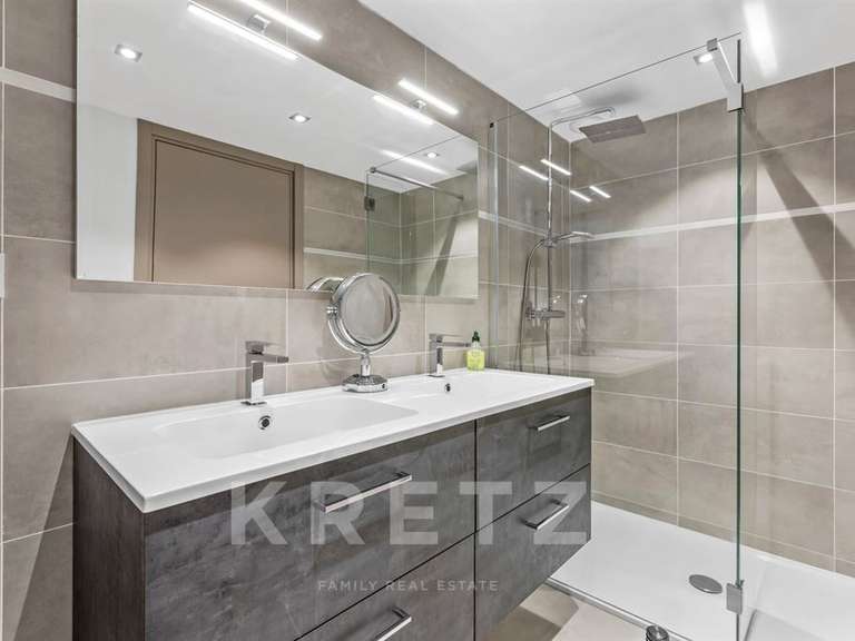 Appartement Les lecques - 2 chambres - 107m²