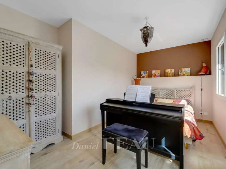 Maison Les Loges-en-Josas - 4 chambres - 202m²