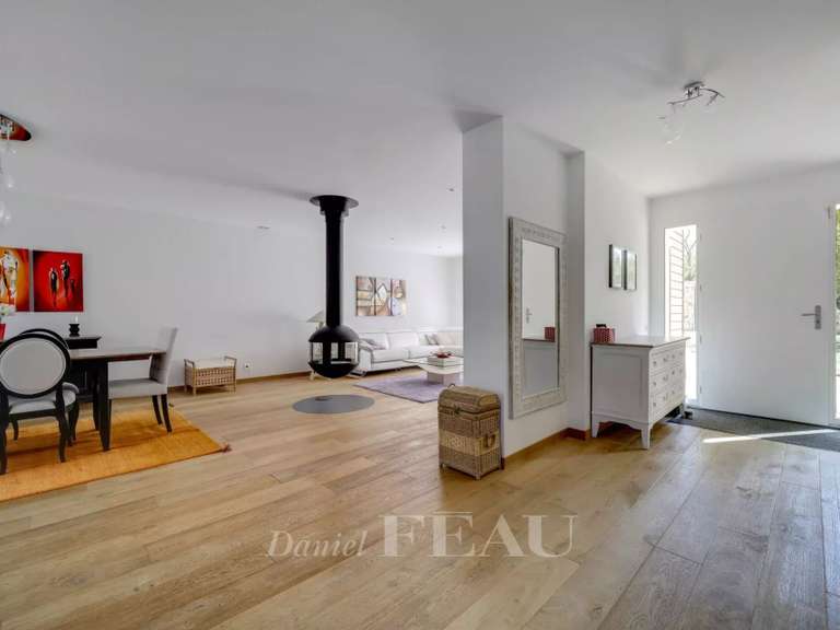 Maison Les Loges-en-Josas - 4 chambres - 202m²