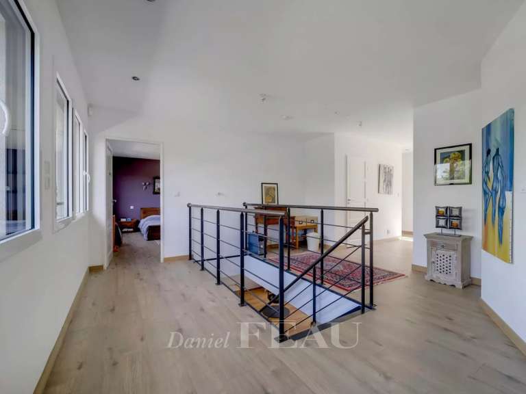 Maison Les Loges-en-Josas - 4 chambres - 202m²