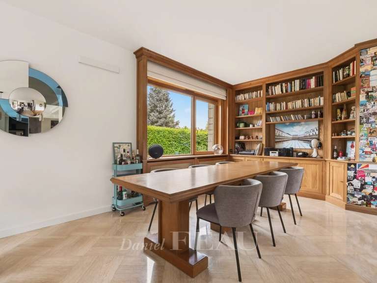 Maison Les Loges-en-Josas - 5 chambres - 300m²