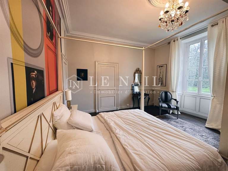 Castle Les Lucs-sur-Boulogne - 7 bedrooms - 370m²