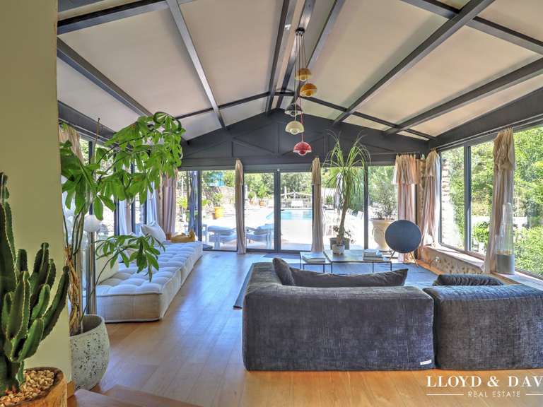 House Les Mages - 8 bedrooms - 365m²