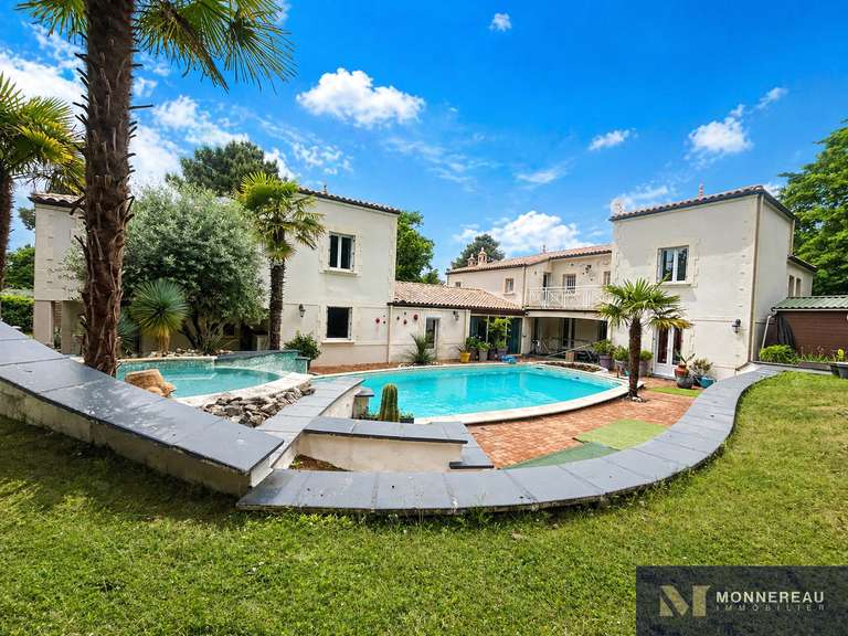 Maison Les Mathes - 7 chambres - 398m²
