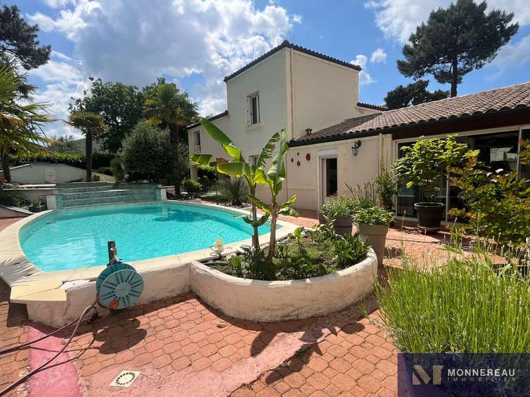 Maison Les Mathes - 7 chambres - 398m²