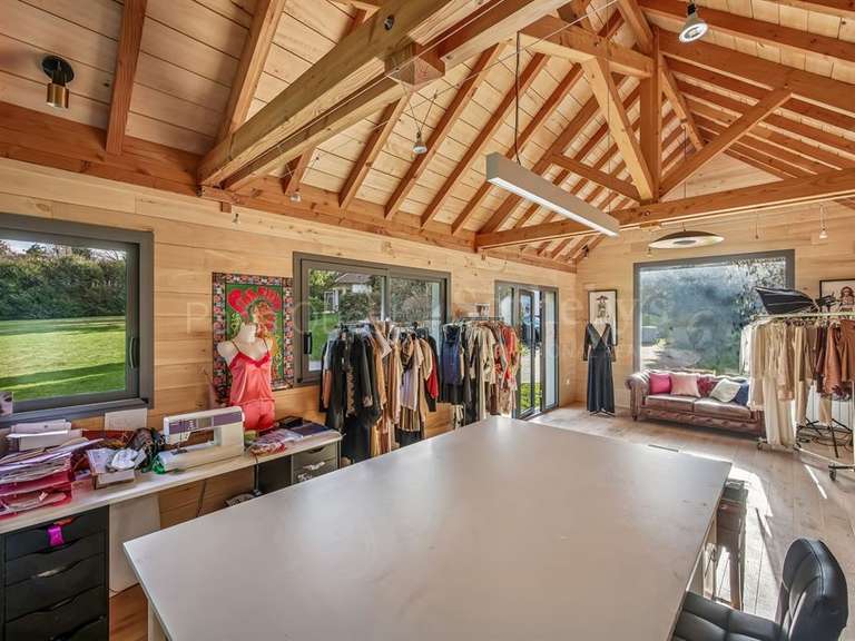 Maison Les Mesnuls - 6 chambres - 282m²