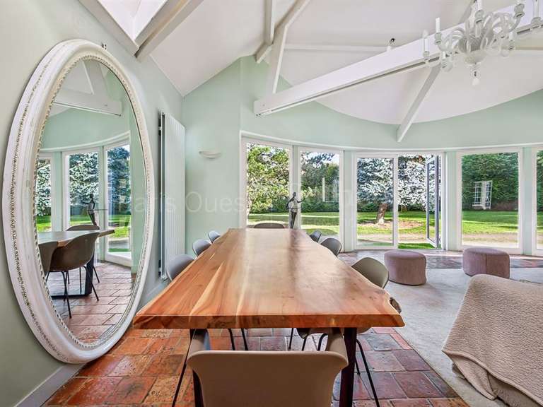 Maison Les Mesnuls - 6 chambres - 282m²