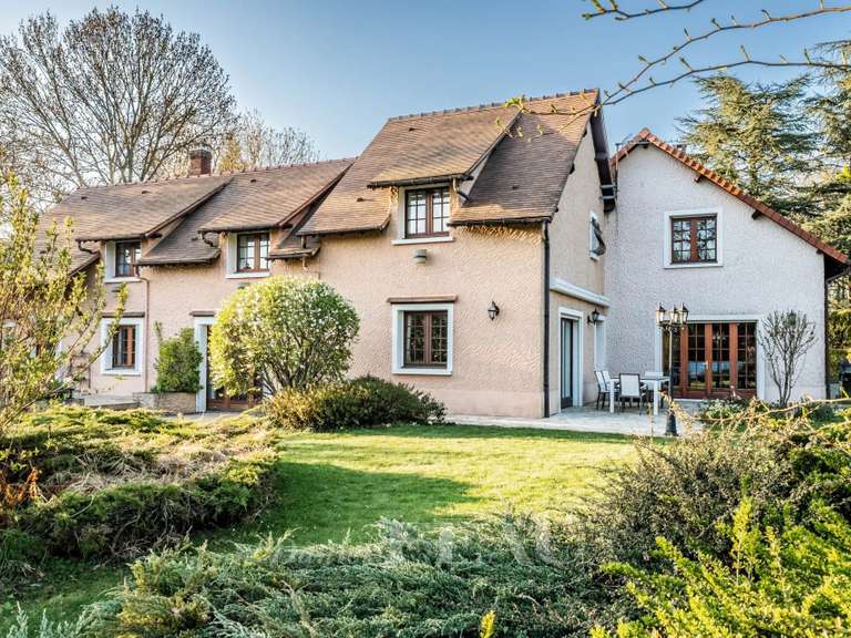 Maison Les Mesnuls - 5 chambres - 340m²