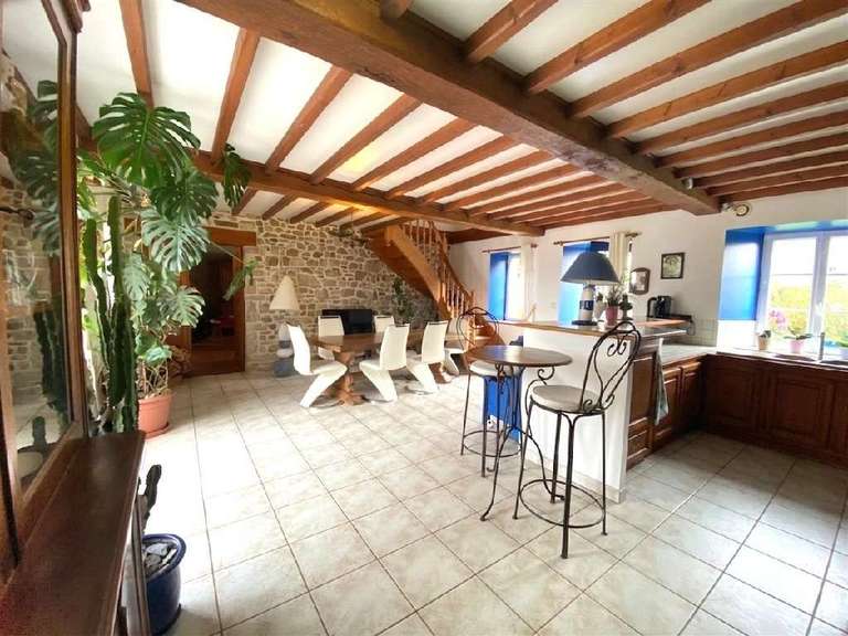 House Les Moitiers-d'Allonne - 5 bedrooms