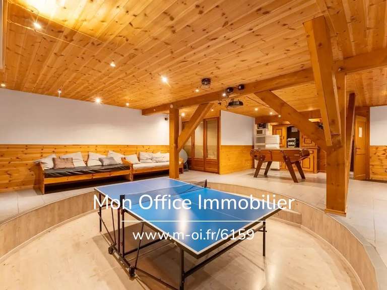 Chalet Les Orres - 7 bedrooms - 330m²