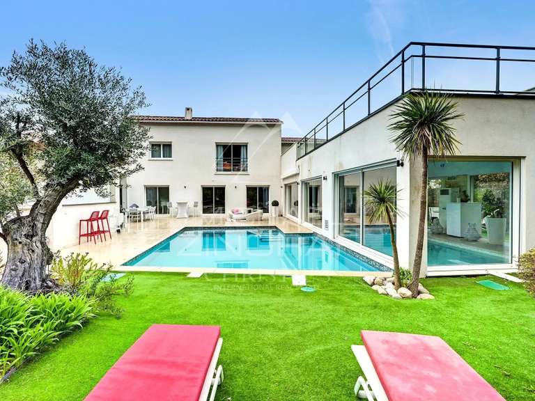 Maison Les Pennes-Mirabeau - 4 chambres - 500m²