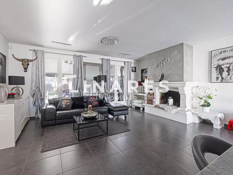 Maison Les Pennes-Mirabeau - 3 chambres - 138m²