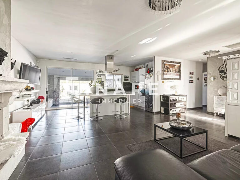 Maison Les Pennes-Mirabeau - 3 chambres - 138m²