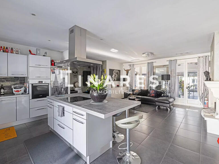 Maison Les Pennes-Mirabeau - 3 chambres - 138m²