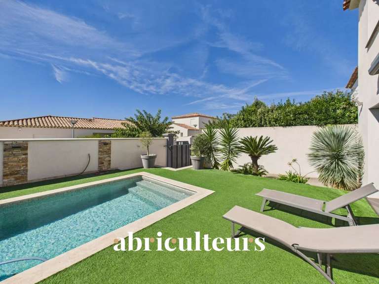 Maison Les Pennes-Mirabeau - 3 chambres - 131m²