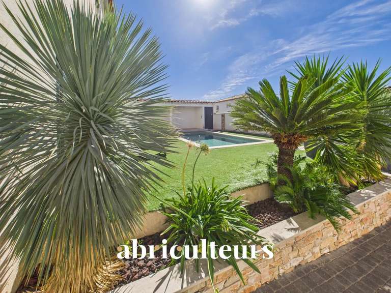 Maison Les Pennes-Mirabeau - 3 chambres - 131m²