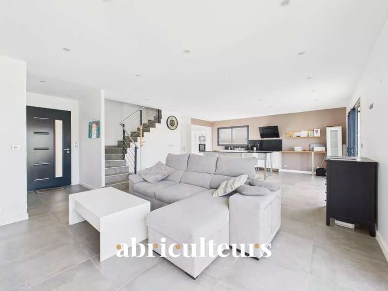 Maison Les Pennes-Mirabeau - 3 chambres - 131m²