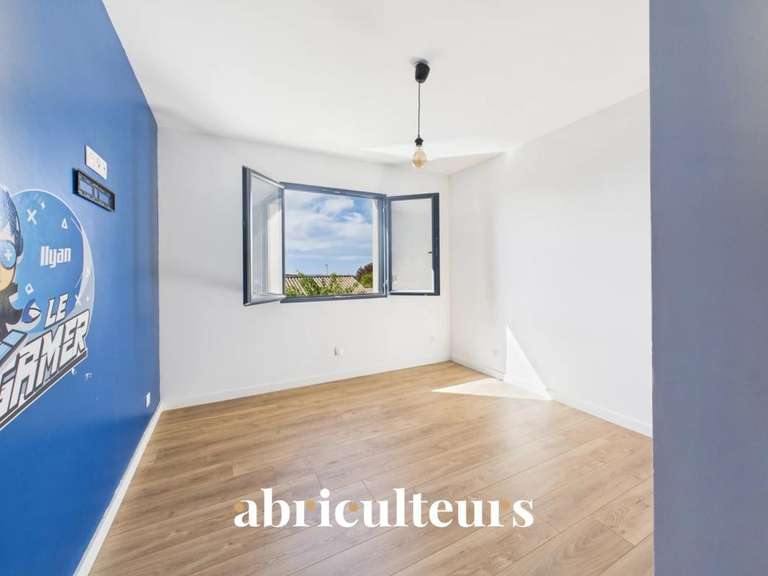 Maison Les Pennes-Mirabeau - 3 chambres - 131m²