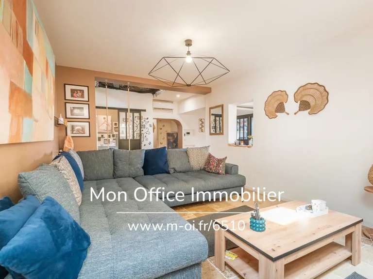 Maison Les Pennes-Mirabeau - 5 chambres - 210m²