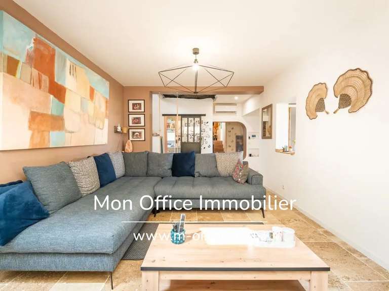 Maison Les Pennes-Mirabeau - 5 chambres - 210m²