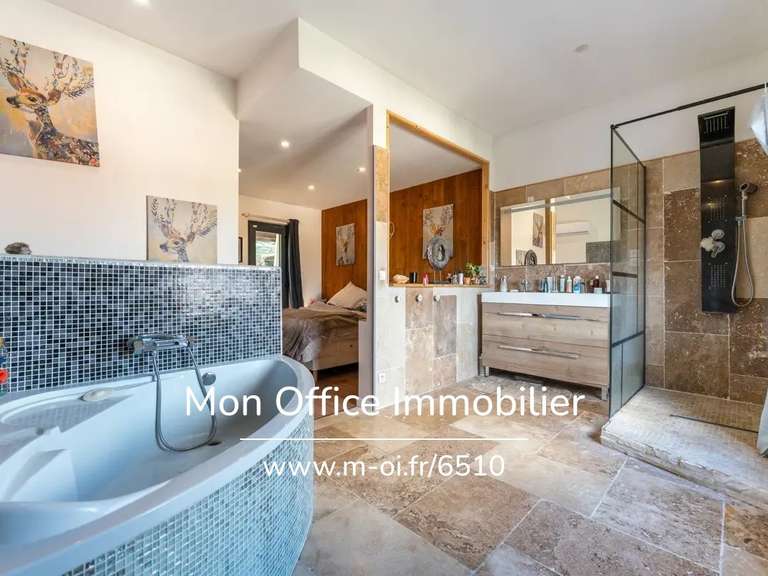 Maison Les Pennes-Mirabeau - 5 chambres - 210m²