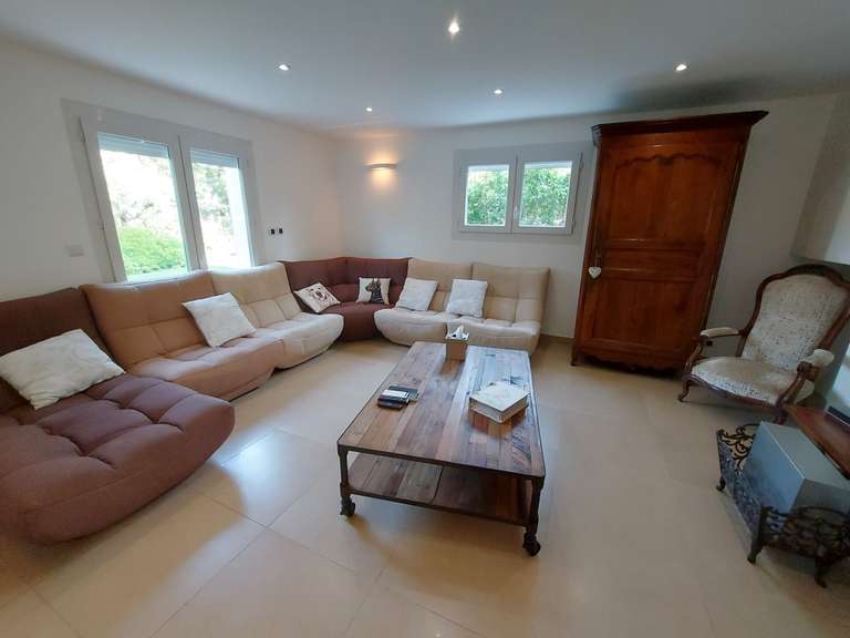 Maison Les Pennes-Mirabeau - 9 chambres - 425m²