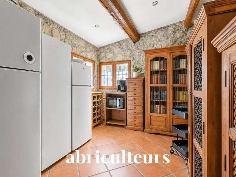 Maison Les Pennes-Mirabeau - 5 chambres - 230m²