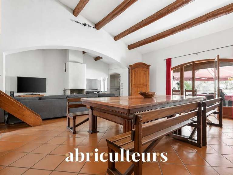 Maison Les Pennes-Mirabeau - 5 chambres - 230m²
