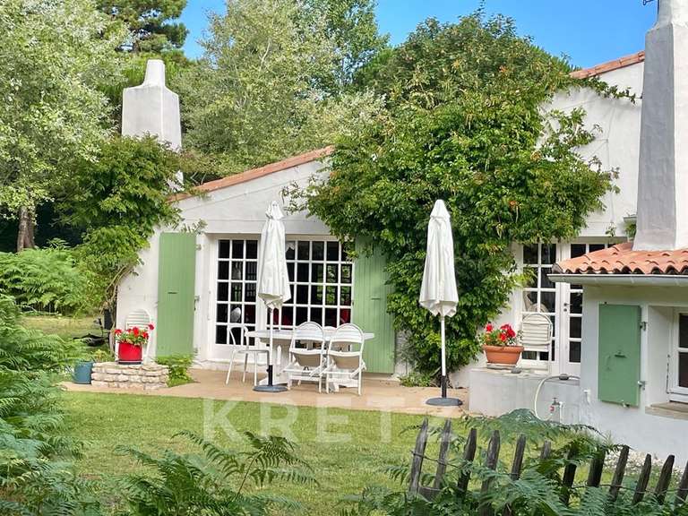 Maison Les Portes-en-Ré - 4 chambres - 190m²