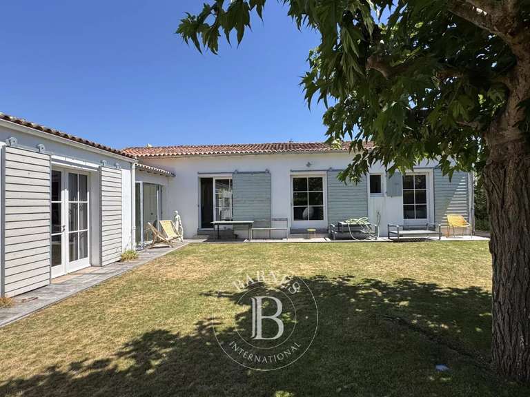Maison Les Portes-en-Ré - 6 chambres - 210m²