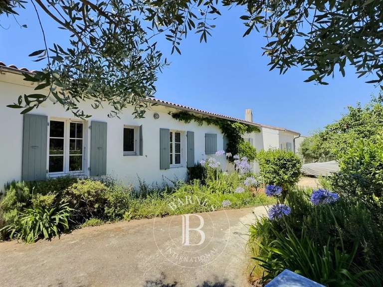 Maison Les Portes-en-Ré - 6 chambres - 210m²