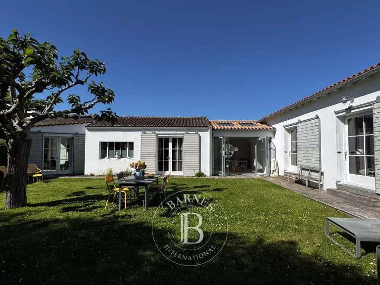 House Les Portes-en-Ré - 6 bedrooms - 210m²
