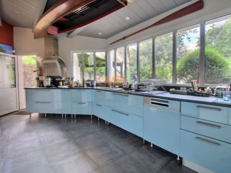 Maison Les Portes-en-Ré - 6 chambres - 216m²