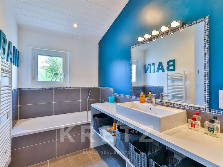 House Les Portes-en-Ré - 6 bedrooms - 199m²