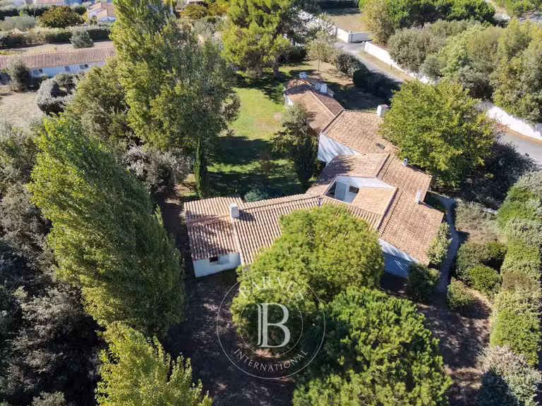 Maison Les Portes-en-Ré - 3 chambres - 179m²