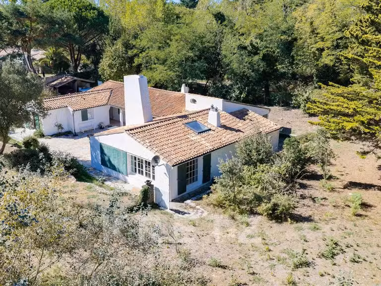 Maison Les Portes-en-Ré - 4 chambres - 200m²