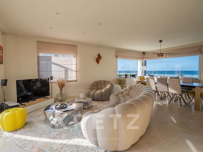 House with Sea view Les Rosaires - 4 bedrooms - 194m²
