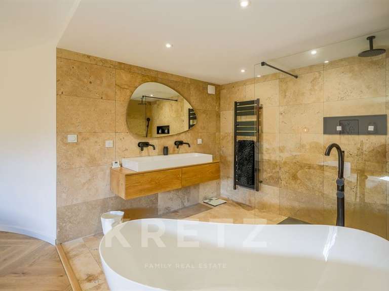 House Les Sables-d'Olonne - 5 bedrooms - 240m²