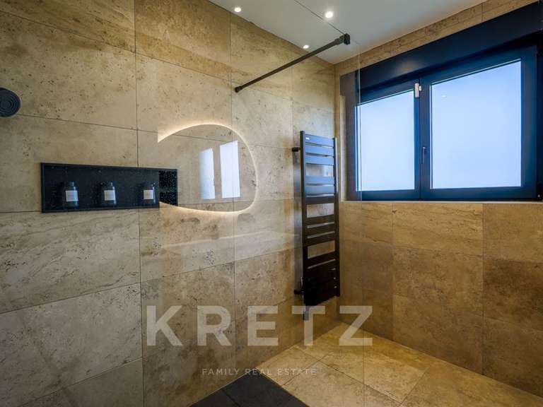 House Les Sables-d'Olonne - 5 bedrooms - 240m²