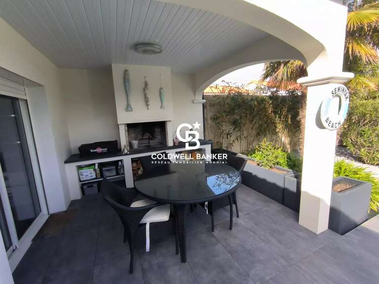 Maison Les Sables-d'Olonne - 4 chambres - 245m²