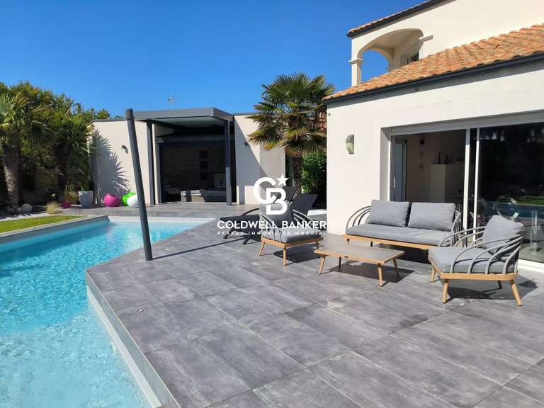 Maison Les Sables-d'Olonne - 4 chambres - 245m²