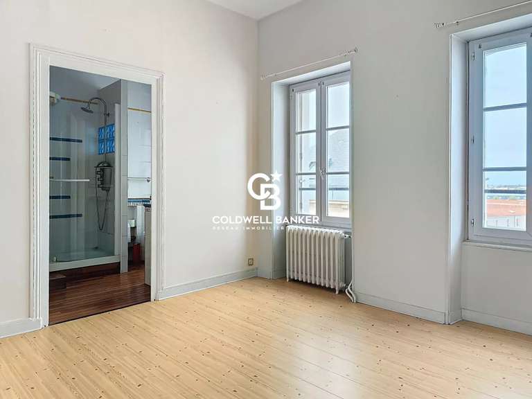 Maison Les Sables-d'Olonne - 6 chambres - 265m²