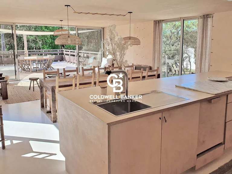 Maison Les Sables-d'Olonne - 7 chambres - 377m²