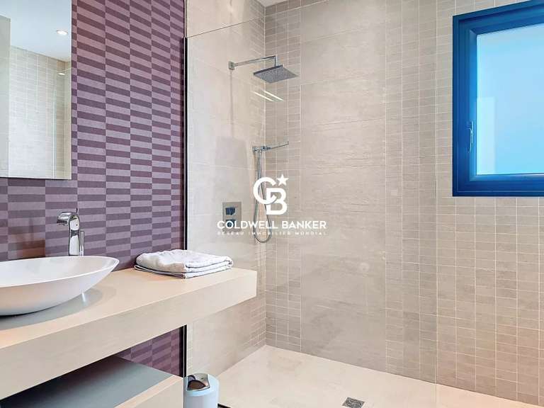 Maison Les Sables-d'Olonne - 5 chambres - 398m²