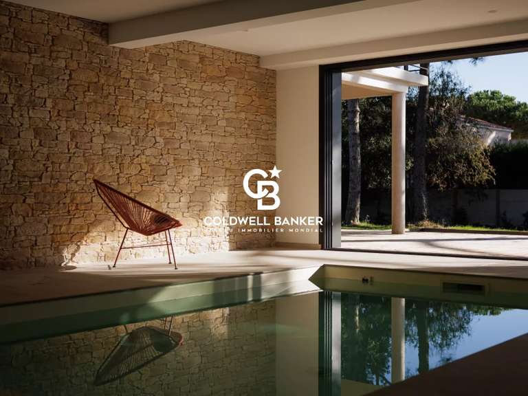 Maison Les Sables-d'Olonne - 5 chambres - 493m²