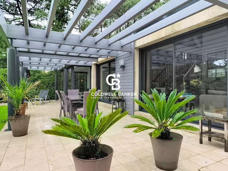 Maison Les Sables-d'Olonne - 4 chambres - 230m²